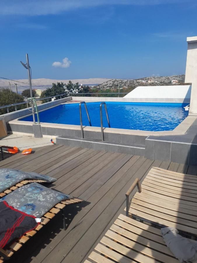 Apartmani Cesarica Карлобаг Екстер'єр фото